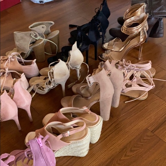 13 pairs of mostly brand new shoes! - Picture 5 of 6